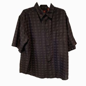 Covington men’s short sleeve shirt.  Black, size Large.